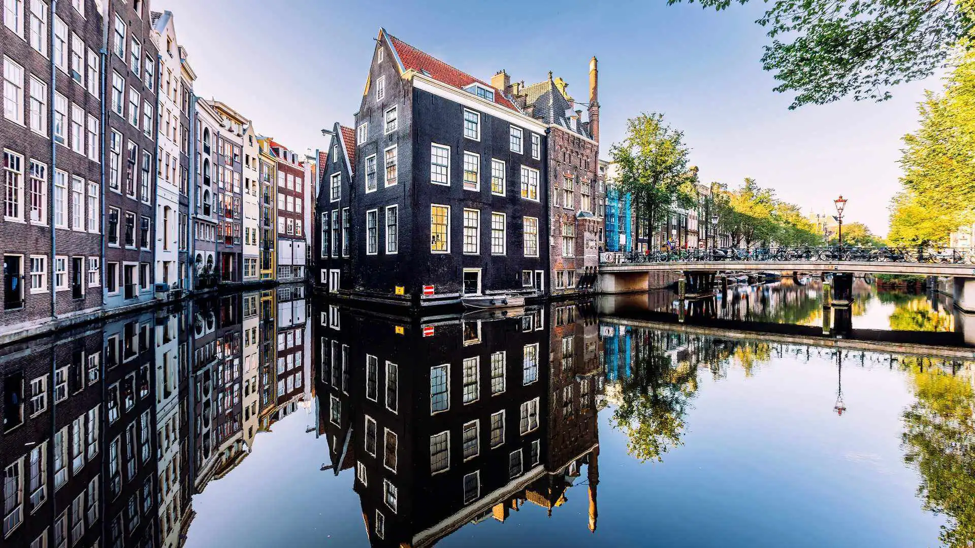 2026-04-04 打工人日报